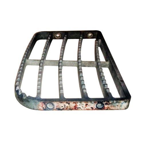 435167 | Top Step | Case IH 7110 7120 7130 7140 7150 7210 7220 7230 7240 7250 8910 8920 8930 8940 8950 |  | 97049C3