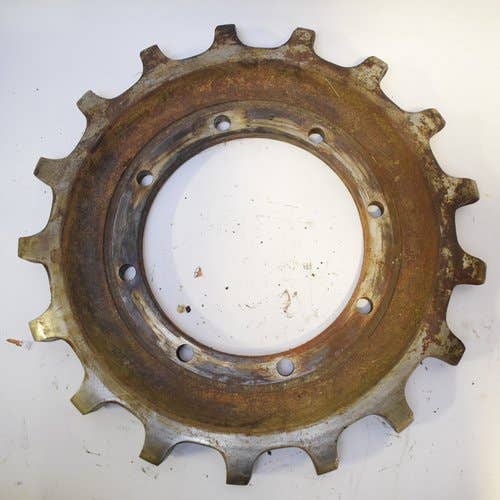 435098 | Track Drive Sprocket | Case SV300 TR270 TR310 TR320 TV380 420CT 440CT 445CT 450CT 465 | New Holland C175 C185 C190 C227 C232 C238 L225 L228 L230 LT185B LT190B |  | 47378993 | 47378993 | 87371666 | 87460888 | 87460888