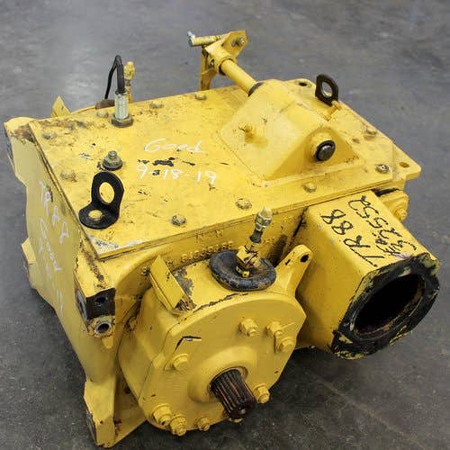 Used Transmission Assembly fits New Holland TR86 TR87 TR88 847891 Used Transmission Assembly fits New Holland TR86 TR87 TR88 847891