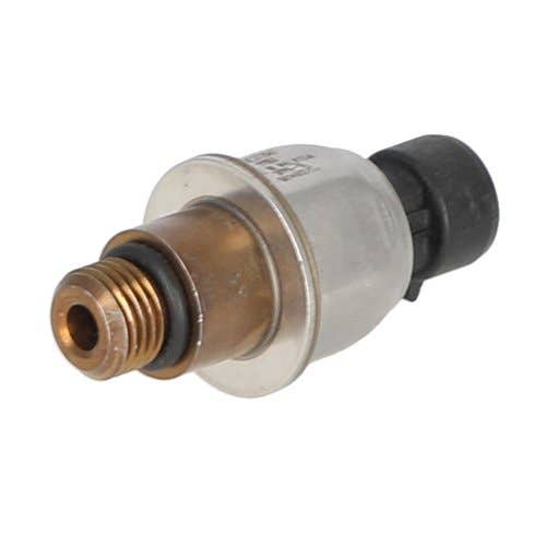 167647 | Transmission Oil Pressure Sensor | John Deere R4045 R4060 S660 S670 S670HM S680 S680HM S690 S690HM T560 T660 T670 W660 625D 630D 630FD 635D 635FD 640D 640FD 645FD 730D 735D 2620 2623 2625 2630 2633 2635 2730 6105M 6105MC 6105R |  | RE272647