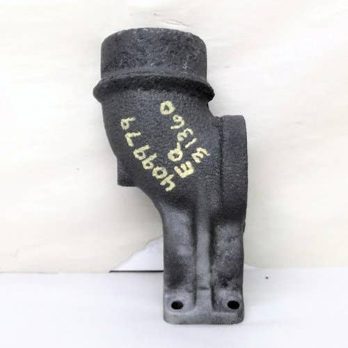 409979 | Turbo Exhaust Elbow | John Deere 4320 |  | R46473