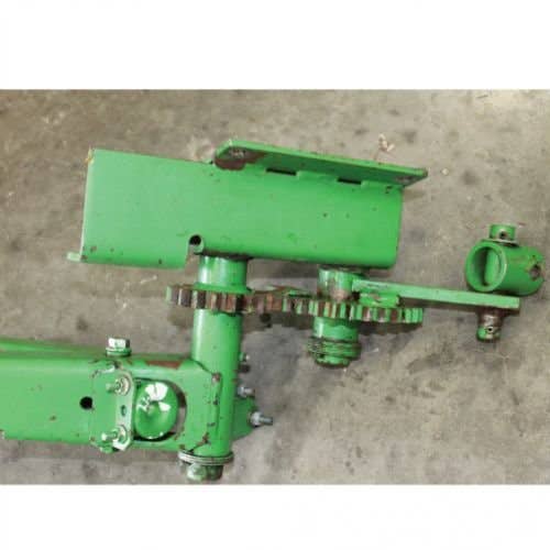 432515 | Twine Arm Assembly | John Deere 546 547 556 557 558 566 567 568 569 |  | AE52116 | AE52119 | AE52636 | AE52440