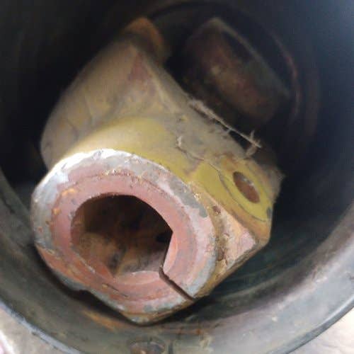 408807 | Universal Driveshaft | 1 3/8" 1000 Spline - Hex | John Deere 600 600 620 620F 620R 625 625 625F 625R 630 630F 630R |  | AXE10340