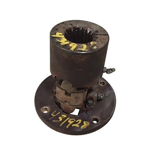 Used Universal Joint Assembly fits Bobcat 1600 542B 645 743 553 543 1600 6598347 6562960 6562873 Used Universal Joint Assembly fits Bobcat 1600 542B 645 743 553 543 1600 6598347 6562960 6562873