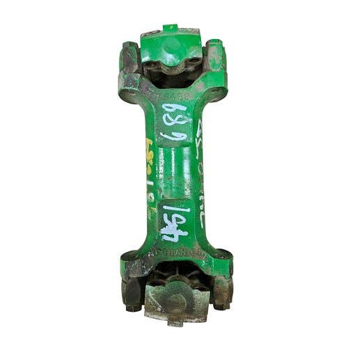 Used Universal Joint fits John Deere 7200 7210 7400 7410 7510 RE48105 Used Universal Joint fits John Deere 7200 7210 7400 7410 7510 RE48105