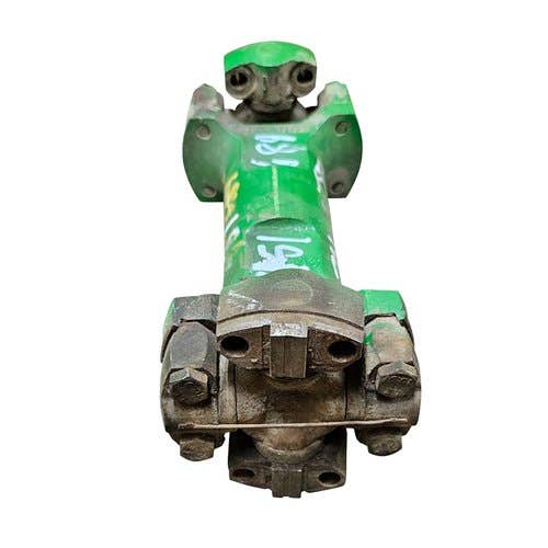 451689 | Universal Joint | John Deere 7200 7210 7400 7410 7510 |  | RE48105