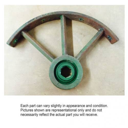 496586 | Unloading Auger Bearing Housing | John Deere S660 S670 S680 S690 9660 9670 9760 9770 9860 9870 |  | AH209150 | H207336