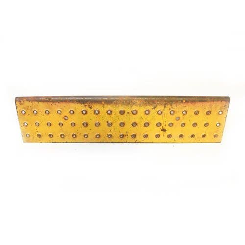 Used Upper Step fits Case 85XT 90XT 95XT 245828A1 Used Upper Step fits Case 85XT 90XT 95XT 245828A1