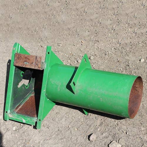 430048 | Upper Tailings Auger Spout | John Deere S650 STS S660 STS S670 S670 STS 9650 STS 9660 STS 9670 STS 9750 STS 9760 STS 9770 STS 9860 STS 9870 STS 9880 STS |  | AH206578 | AH147636