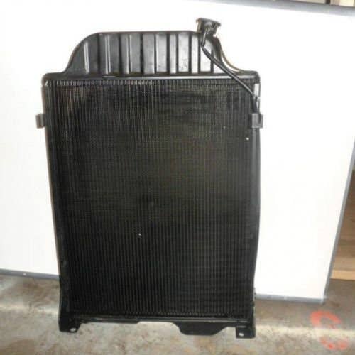 498923 | Radiator | John Deere 4000 4020 |  | AR46434 | AR49454 | AR40832