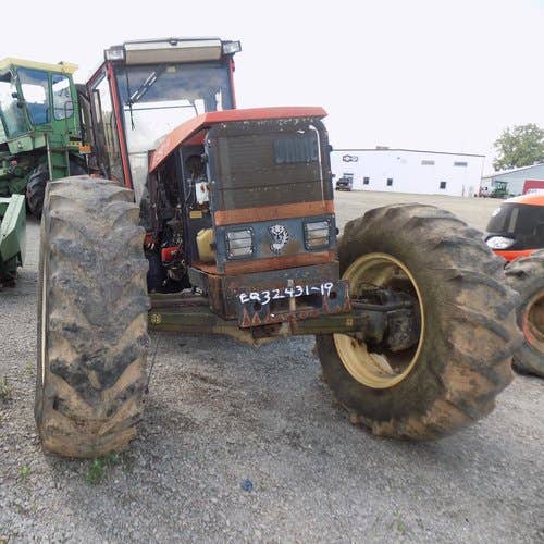 Used AGCO 7650 Tractor parts.