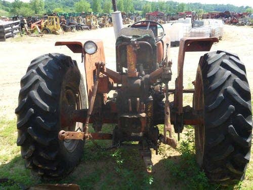 Used Allis Chalmers 160 Tractor parts.