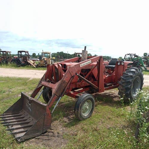 Used Allis Chalmers 170 Tractor parts.