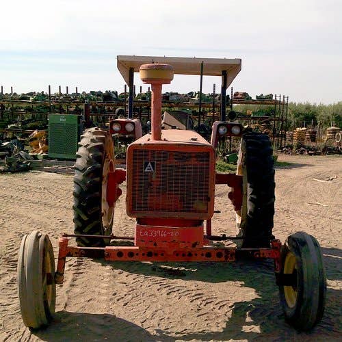 Used Allis Chalmers 175 Tractor parts.