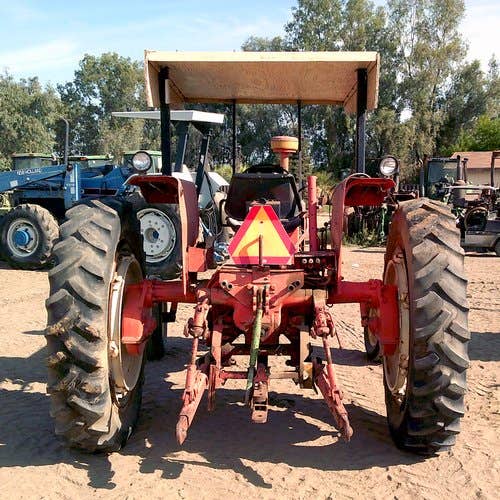 Used Allis Chalmers 175 Tractor parts.