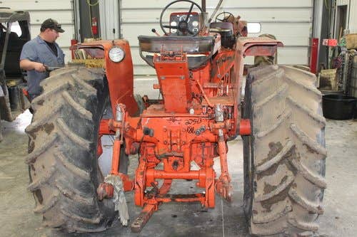 Used Allis Chalmers 180 Tractor parts.