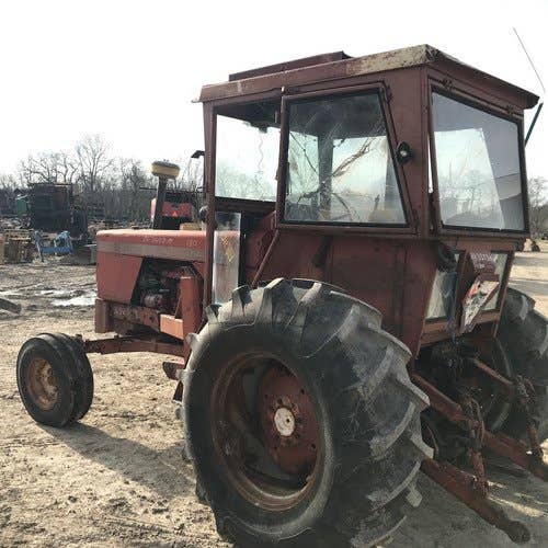 Used Allis Chalmers 180 Tractor parts.