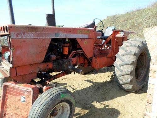Used Allis Chalmers 185 Tractor parts.