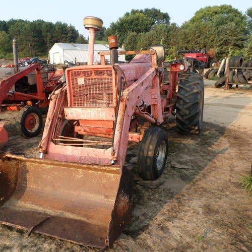 Used Allis Chalmers 185 Tractor parts.