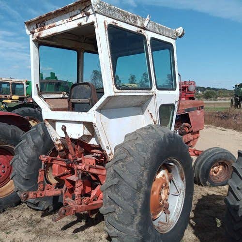 Used Allis Chalmers 185 Tractor parts.