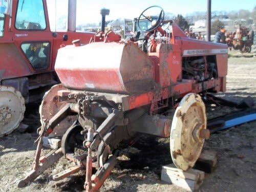 Used Allis Chalmers 190 Tractor parts.