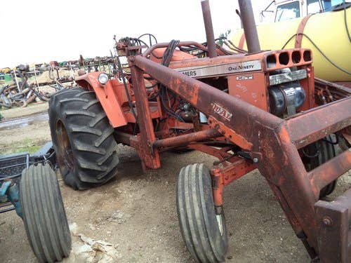 Used Allis Chalmers 190 Tractor parts.