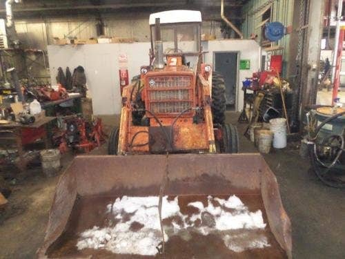 Used Allis Chalmers 190 Tractor parts.