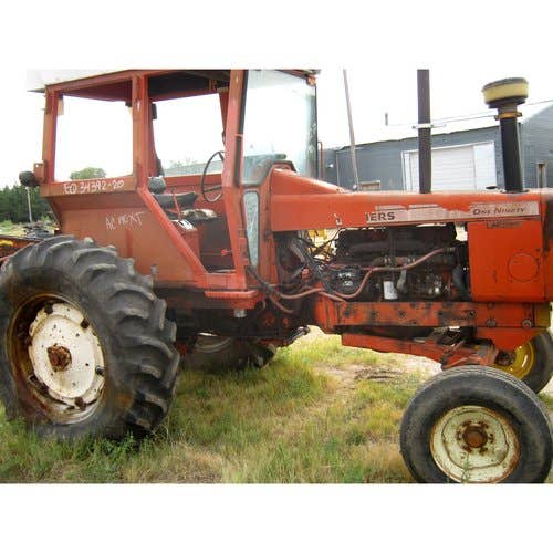 Used Allis Chalmers 190 Tractor parts.
