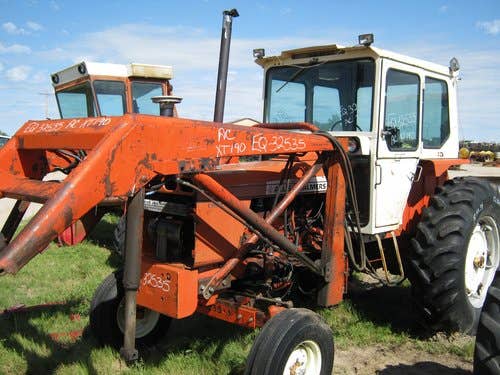 Used Allis Chalmers 190XT Tractor parts.