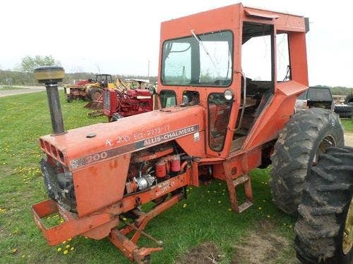 Used Allis Chalmers 200 Tractor parts.