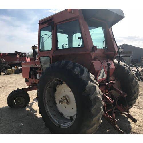 Used Allis Chalmers 200 Tractor parts.
