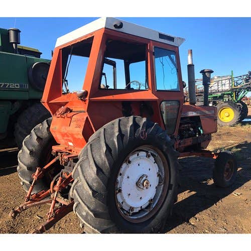 Used Allis Chalmers 200 Tractor parts.