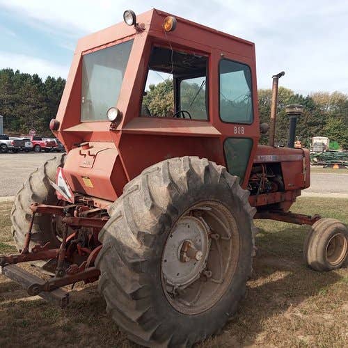 Used Allis Chalmers 200 Tractor parts.