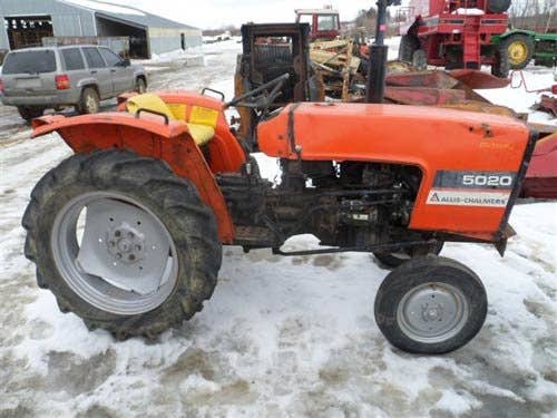 Used Allis Chalmers 5020 Tractor parts.