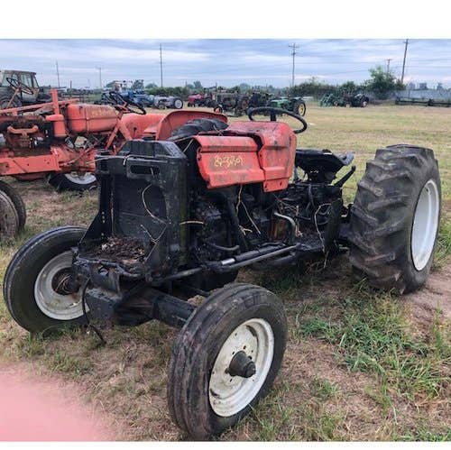 Used Allis Chalmers 5040 Tractor parts.