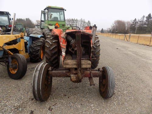 Used Allis Chalmers 5050 Tractor parts.