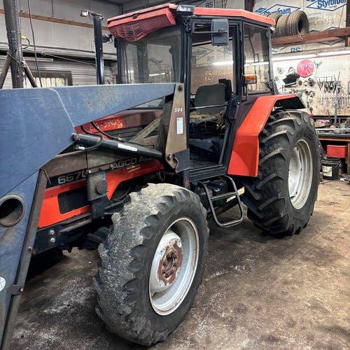 1993 Used Allis Chalmers 6670 Tractor parts.
