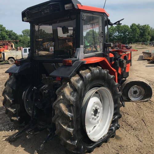 Used Allis Chalmers 6680 Tractor parts.