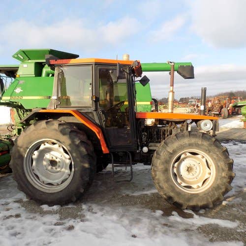 Used Allis Chalmers 6690 Tractor parts.