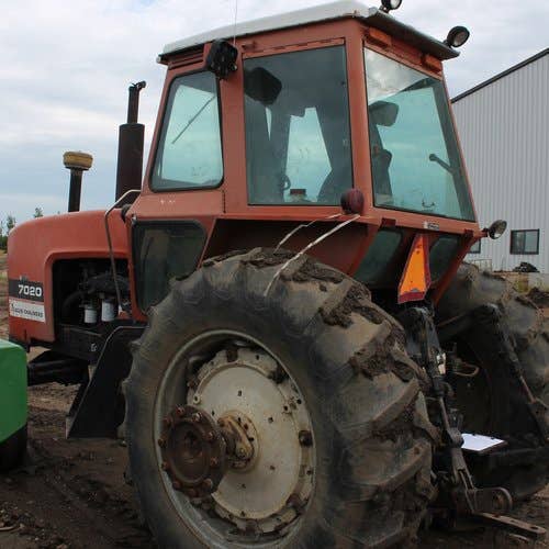 1978 Used Allis Chalmers 7020 Tractor parts.