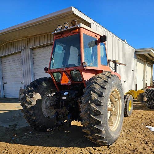 Used Allis Chalmers 7020 Tractor parts.
