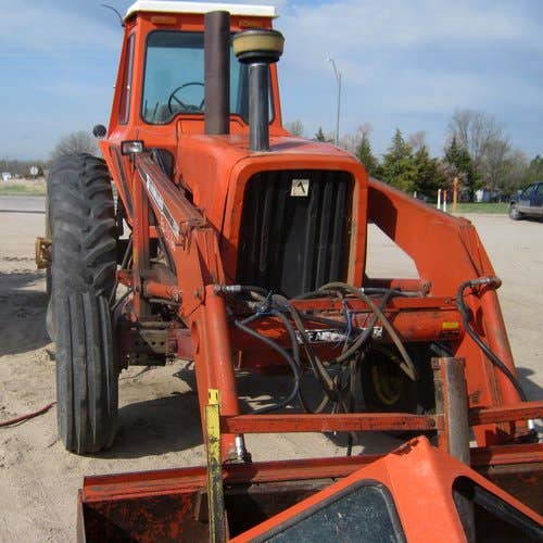 Used Allis Chalmers 7040 Tractor parts.