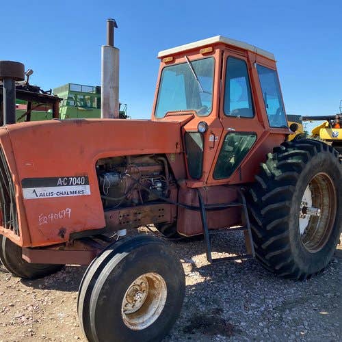 1975 Used Allis Chalmers 7040 Tractor parts.