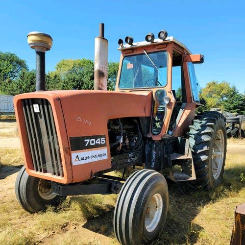 Used Allis Chalmers 7045 Tractor parts.