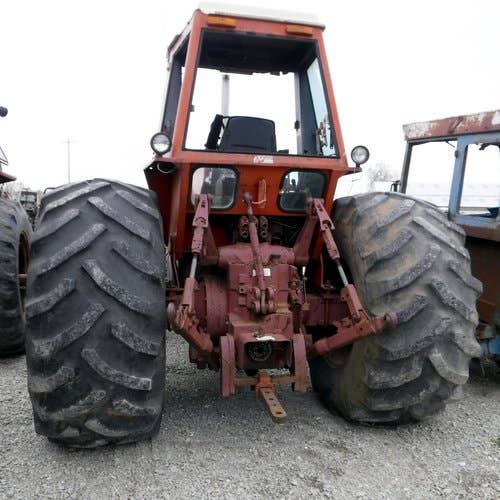 Used Allis Chalmers 7050 Tractor parts.