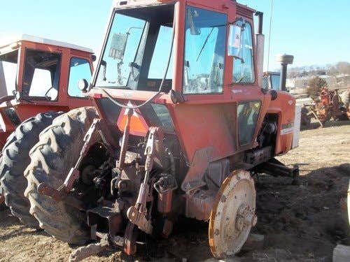 Used Allis Chalmers 7060 Tractor parts.