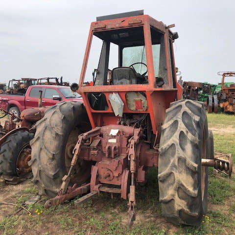 Used Allis Chalmers 7060 Tractor parts.