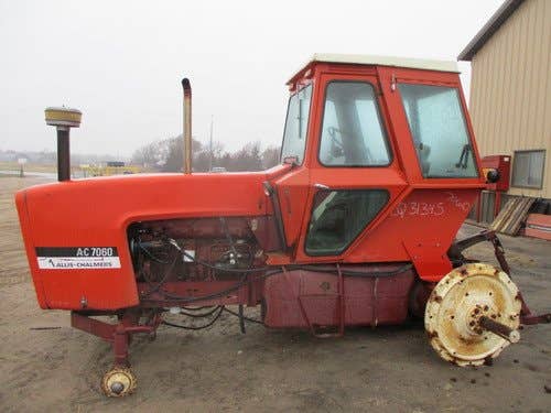 Used Allis Chalmers 7060 Tractor parts.