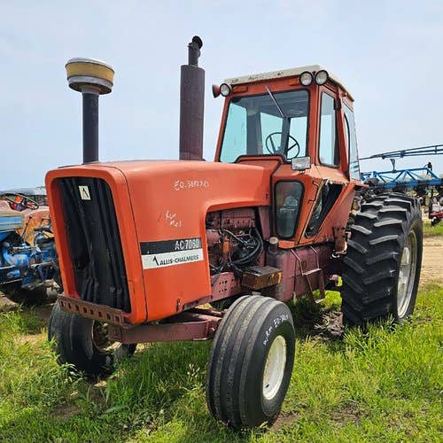Used Allis Chalmers 7060 Tractor parts.