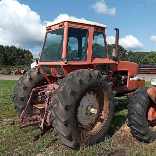 Used Allis Chalmers 7080 Tractor parts.